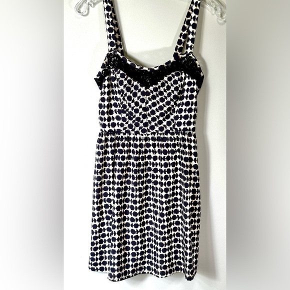 Women’s Patterned & Laced Mini Dress - Picture 1 of 5